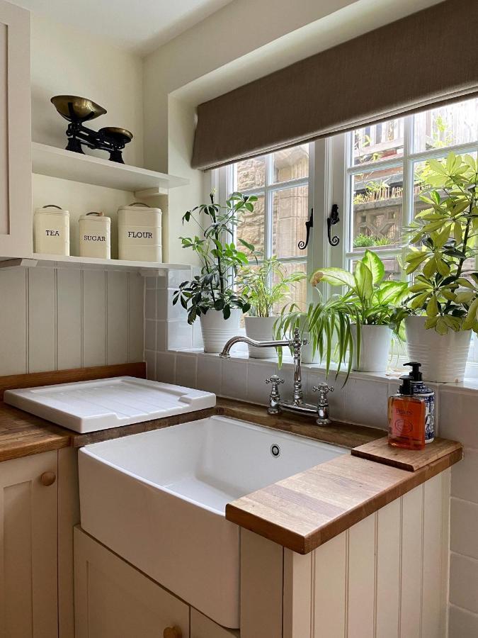 Charming Cottage In The Heart Of Sherborne Sherborne  Exterior photo